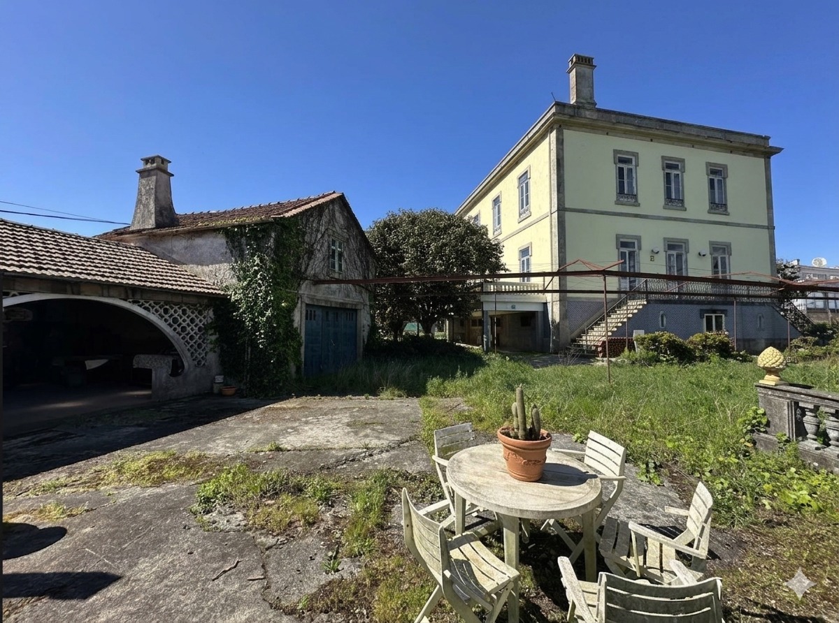 Solar Histórico em Macieira da Maia | Off-Market | Potencial Boutique Hotel 2